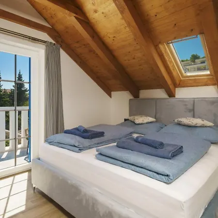 Willa Dalmatina Charming Stone House With Pool, 40 M From