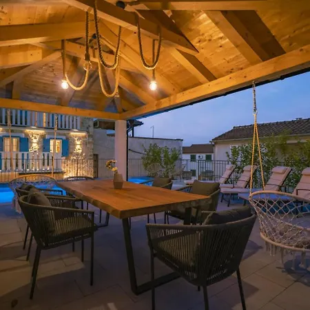 Dalmatina Charming Stone House With Pool, 40 M From * Tribalj