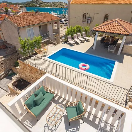 Dalmatina Charming Stone House With Pool, 40 M From Tribalj