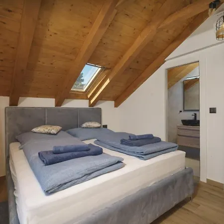 Willa Dalmatina Charming Stone House With Pool, 40 M From *